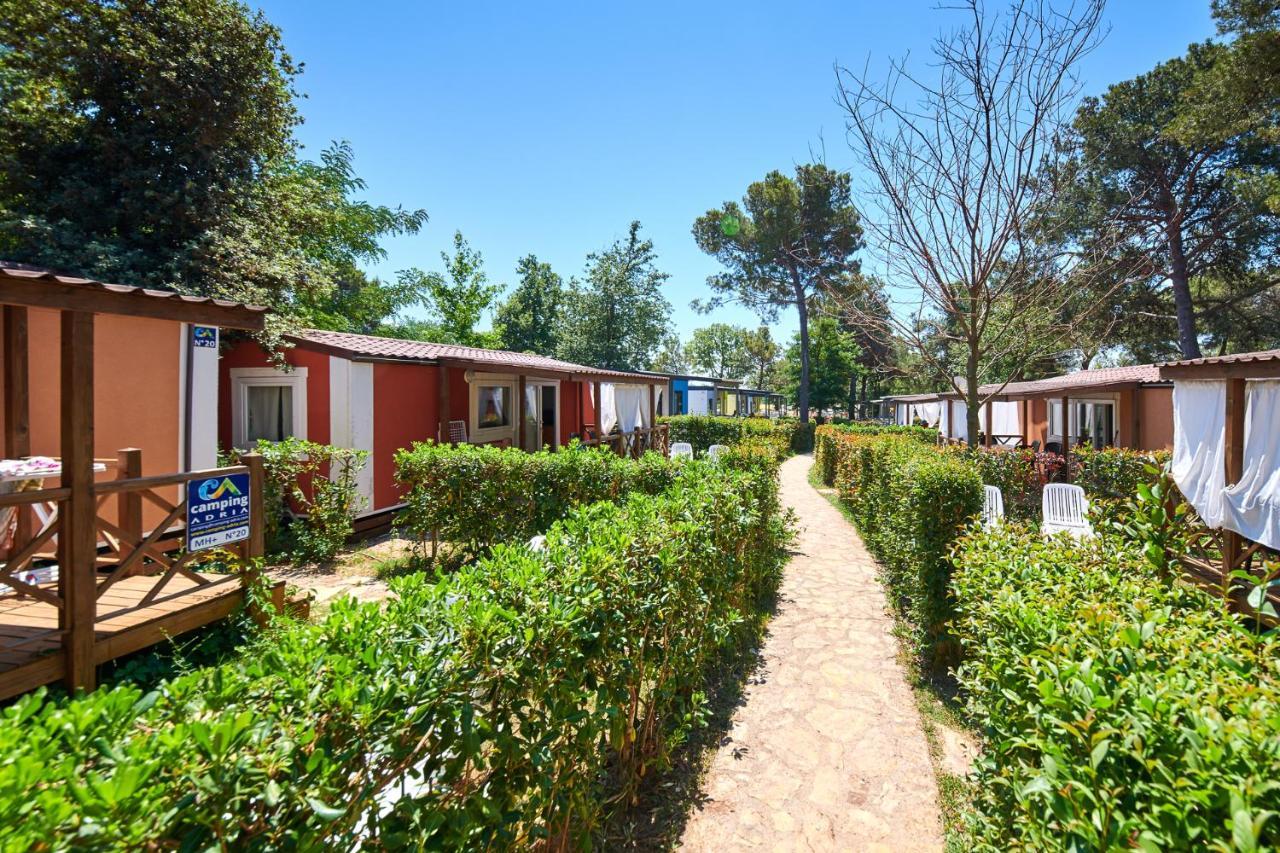 Camping Adria Mobile Homes Lanterna Poreč Kültér fotó